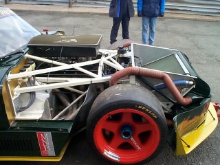 Front of car from side (no bonnet)